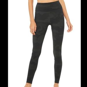Alo Yoga leggings